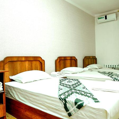 Hotel Mir Адрес Abu Ali Ibn Sino 4A Buhara Kültér fotó